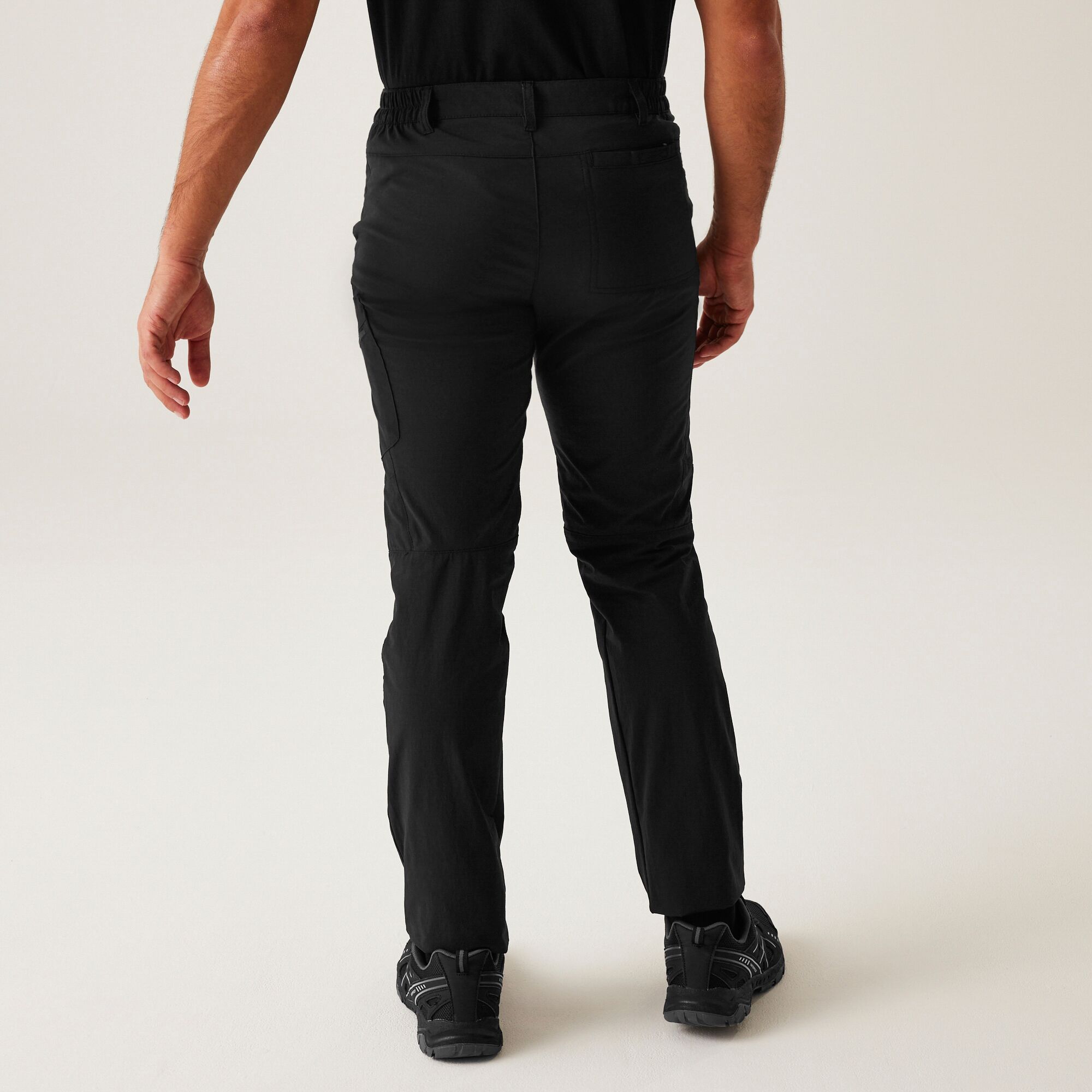 Regatta Men's Highton Trousers Stretch WaterRepellent Walking Trousers