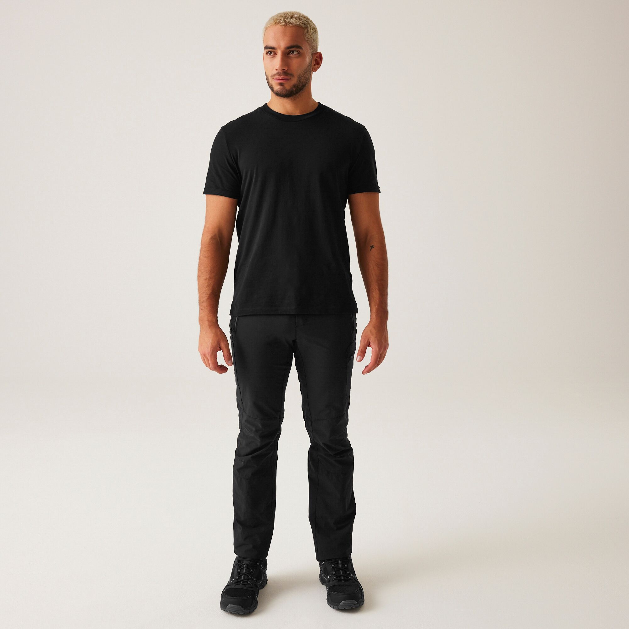 Regatta Men's Highton Trousers Stretch WaterRepellent Walking Trousers